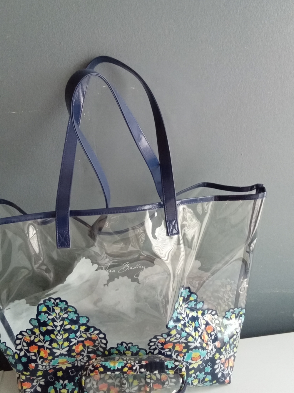 Vera Bradley Clear Floral Medallion Tote Bag and Pouch Set Stadium Approved Navy - Picture 4 of 8